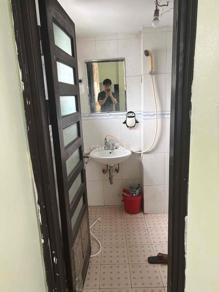 Cho thuê phòng khép kín gần chợ Phùng Khoang