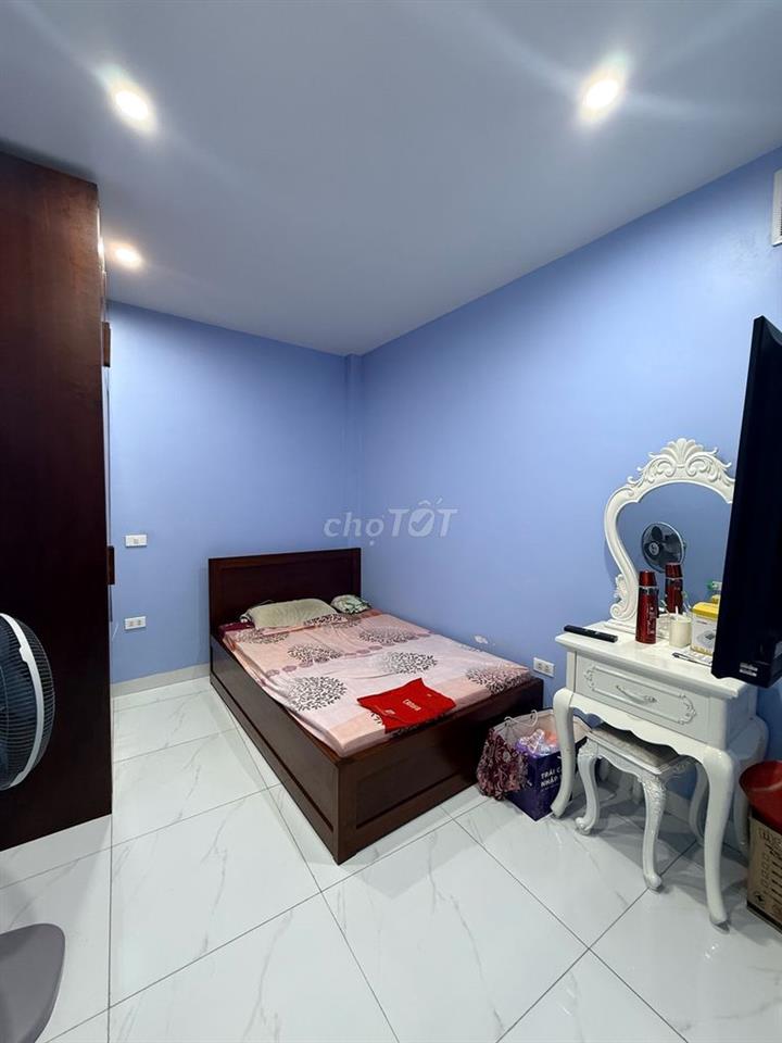 Siêu phẩm Tôn Đức Thắng – 2 thoáng – 4 tầng – 4 ngủ – Giá 7,45 tỷ