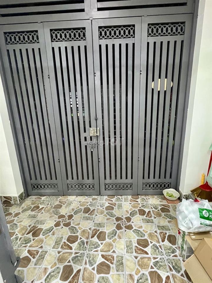 5,6 TỶ – NHÀ 3 TẦNG 52M² – 4PN/5WC – HẺM Ô TÔ 5M – TA20 THỚI AN – SHR