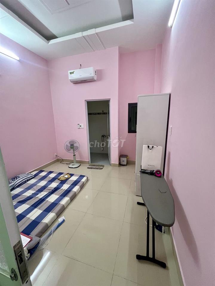 5,6 TỶ – NHÀ 3 TẦNG 52M² – 4PN/5WC – HẺM Ô TÔ 5M – TA20 THỚI AN – SHR