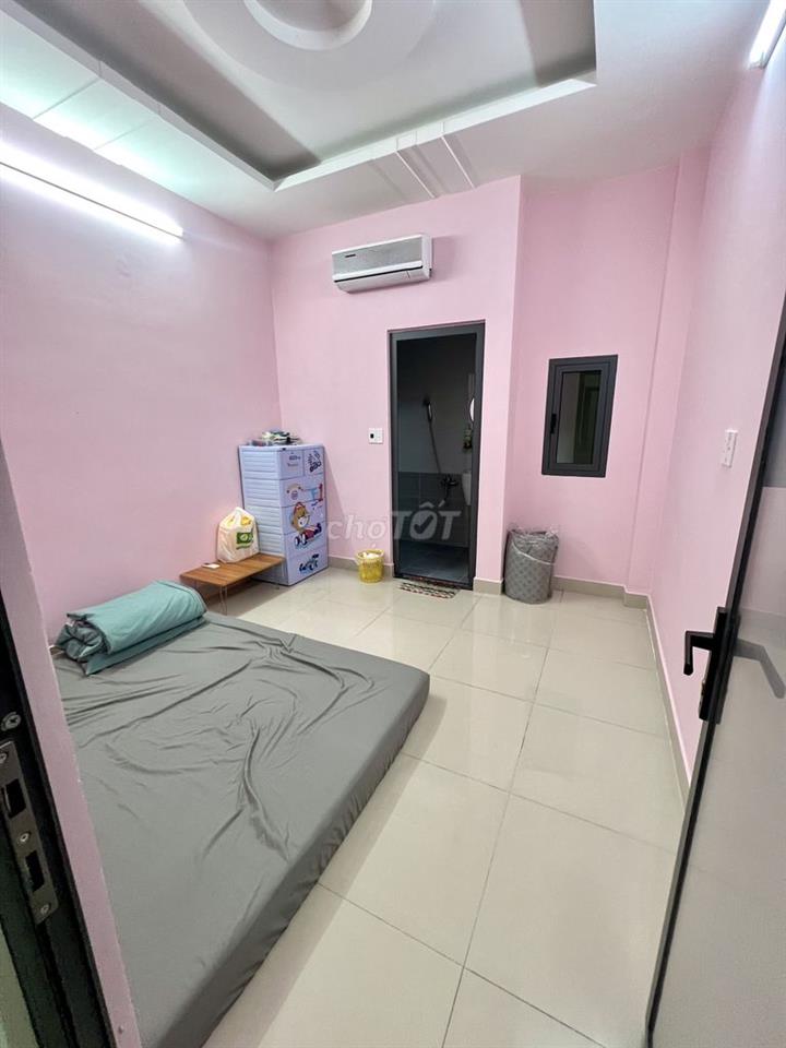 5,6 TỶ – NHÀ 3 TẦNG 52M² – 4PN/5WC – HẺM Ô TÔ 5M – TA20 THỚI AN – SHR
