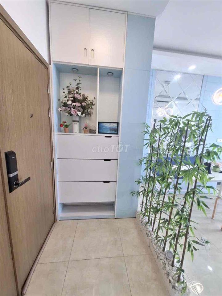 CHO THUÊ CĂN HỘ CHUNG CƯ LUXGARDEN 2PN 2WC, FULL NỘI THẤT