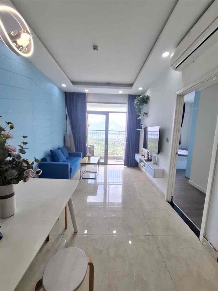 CHO THUÊ CĂN HỘ CHUNG CƯ LUXGARDEN 2PN 2WC, FULL NỘI THẤT