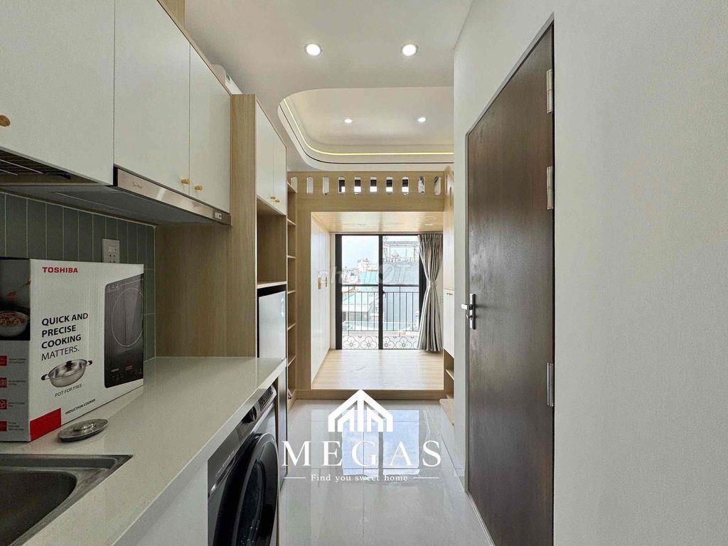 Căn hộ dịch vụ 25m2, ban công ngay chợ An Nhơn