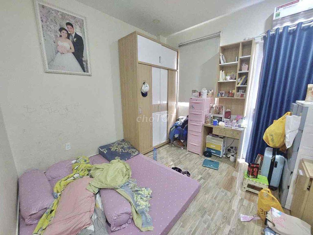 Bán Nhà Dương Quảng Hàm -3 Lầu -38m2 - HXH