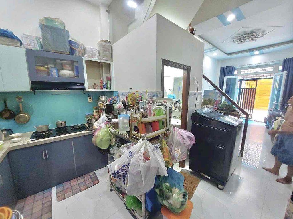 Bán Nhà Dương Quảng Hàm -3 Lầu -38m2 - HXH