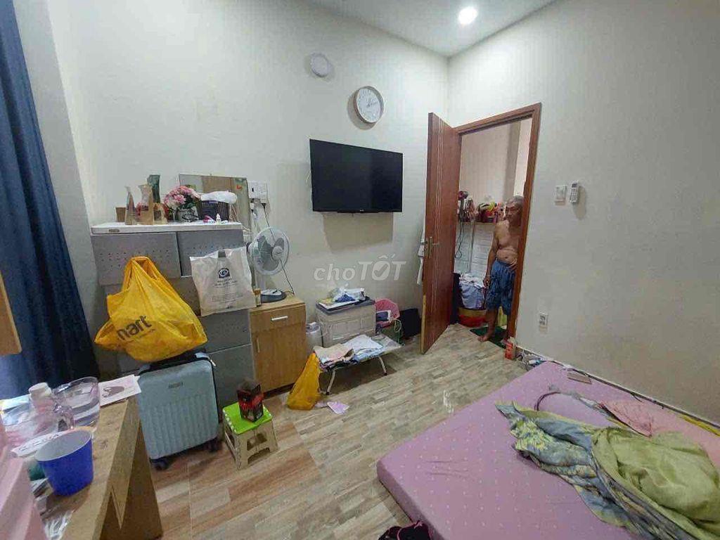 Bán Nhà Dương Quảng Hàm -3 Lầu -38m2 - HXH