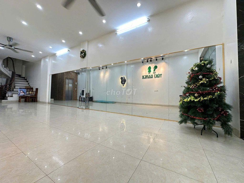 Cho thuê tầng 1 khu nhà thấp tầng KĐT gelexia - 885 tam trinh