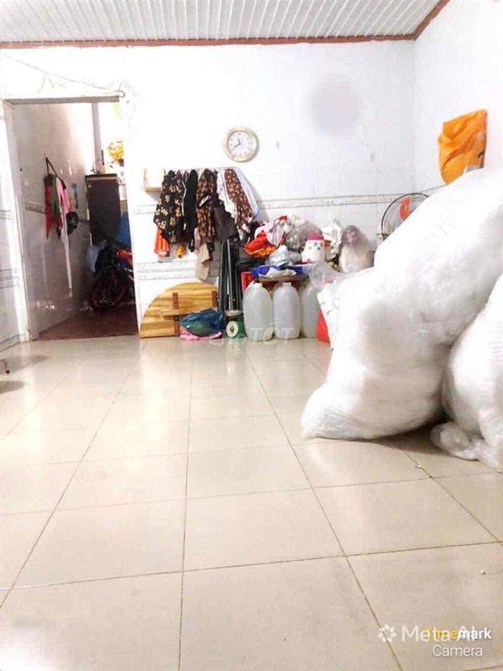 nhà đang ở cần bán