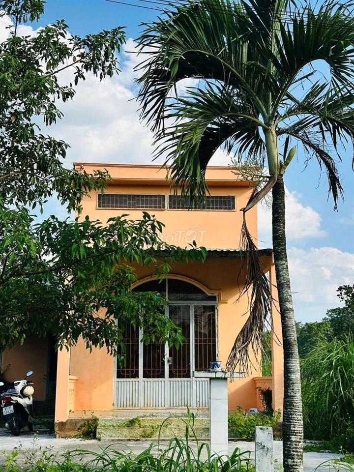 Bán đất vườn tăng nhà 1000m2 giá 490 triệu