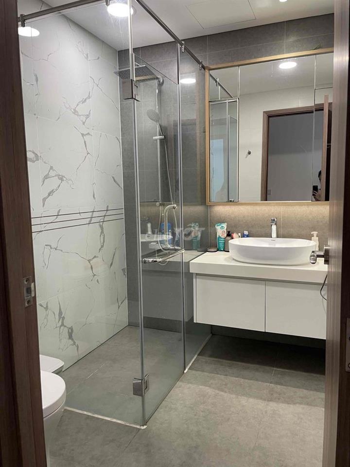 GIÁ TỐT - cho thuê căn hộ 2 PN + 1  Sunwah Pearl, diện tích lớn