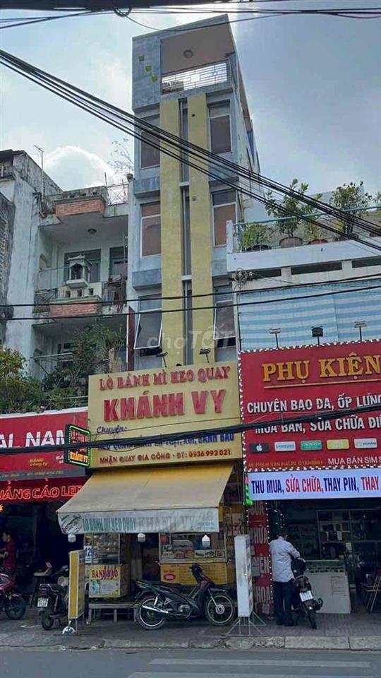 Bán nhà MT Phạm Văn Hai