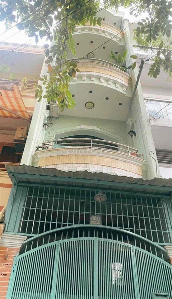 phòng nhỏ dành cho Nữ ngay ĐH Bách Khoa
