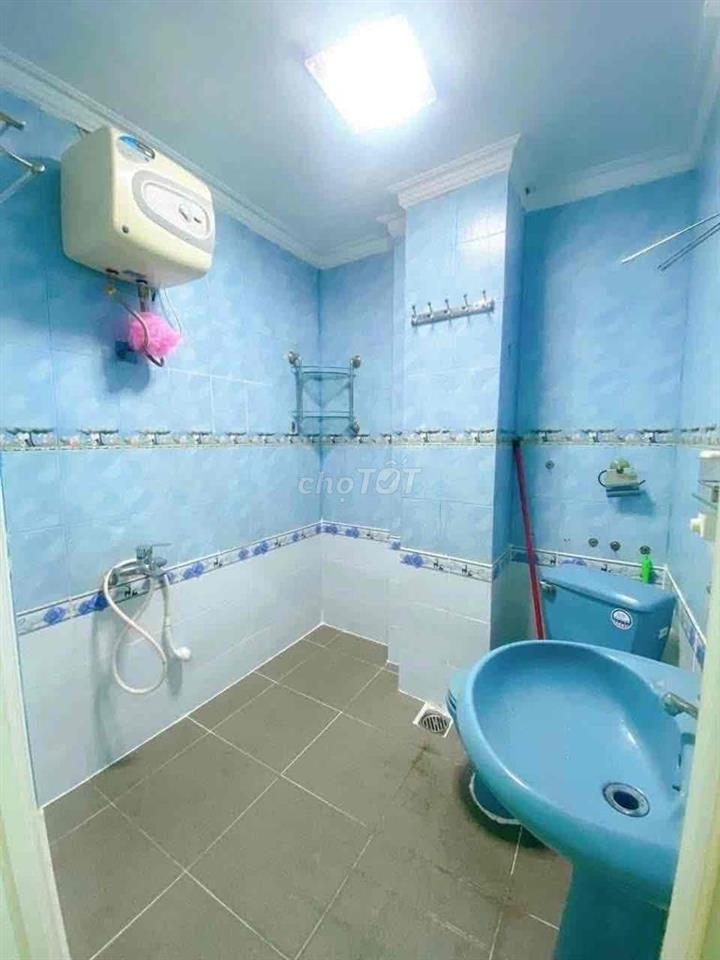 phòng nhỏ dành cho Nữ ngay ĐH Bách Khoa