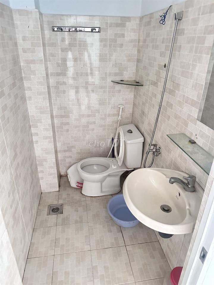 Mình còn 2 phòng cần cho thuê Quận 3