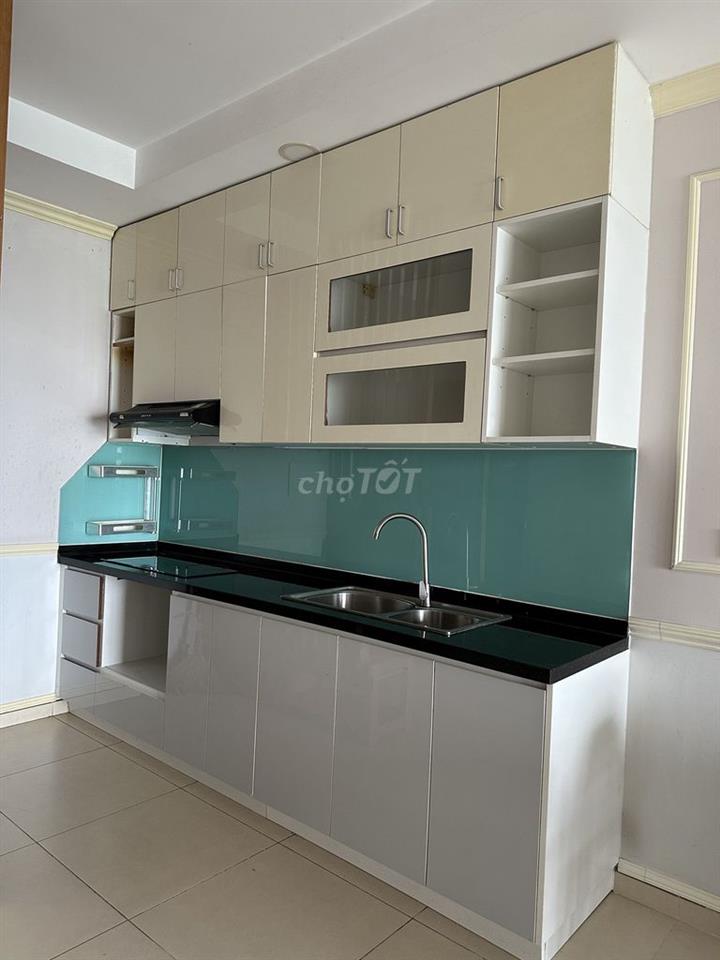 Chung cư Pegasuite, tầng thấp view đẹp nhất khu , nội thất cơ bản