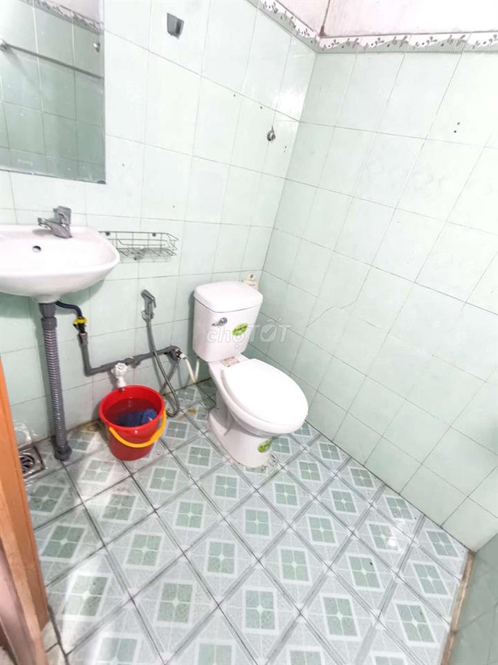 cho thuê nhà 2 tầng đường Đà Nẵng 