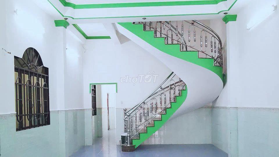 Bán nhà mặt tiền Tỉnh Lộ 10, ngay Chợ Bà Hom, Bình Tân