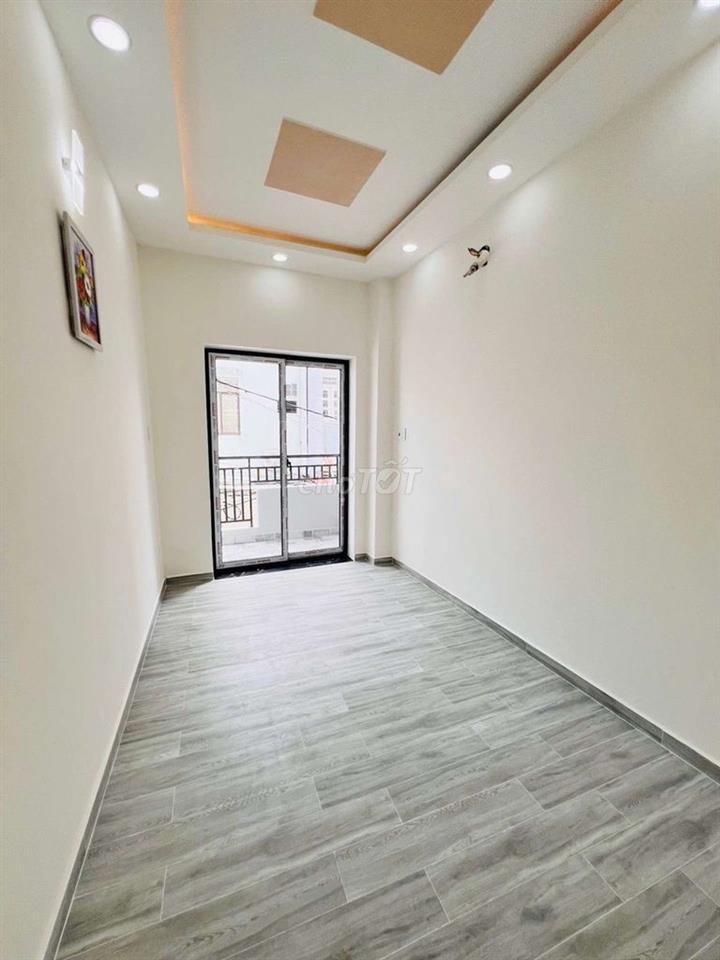 Bán nhà đẹp 40m2 3 tầng Phường Phú Định Quận 8 không quy hoạch 