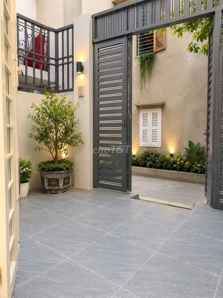 BÁN NHÀ 70M2 4 TẦNG LƯU HỮU PHƯỚC QUẬN 8 HẺM THOÁNG KHÔNG QUY HOẠCH