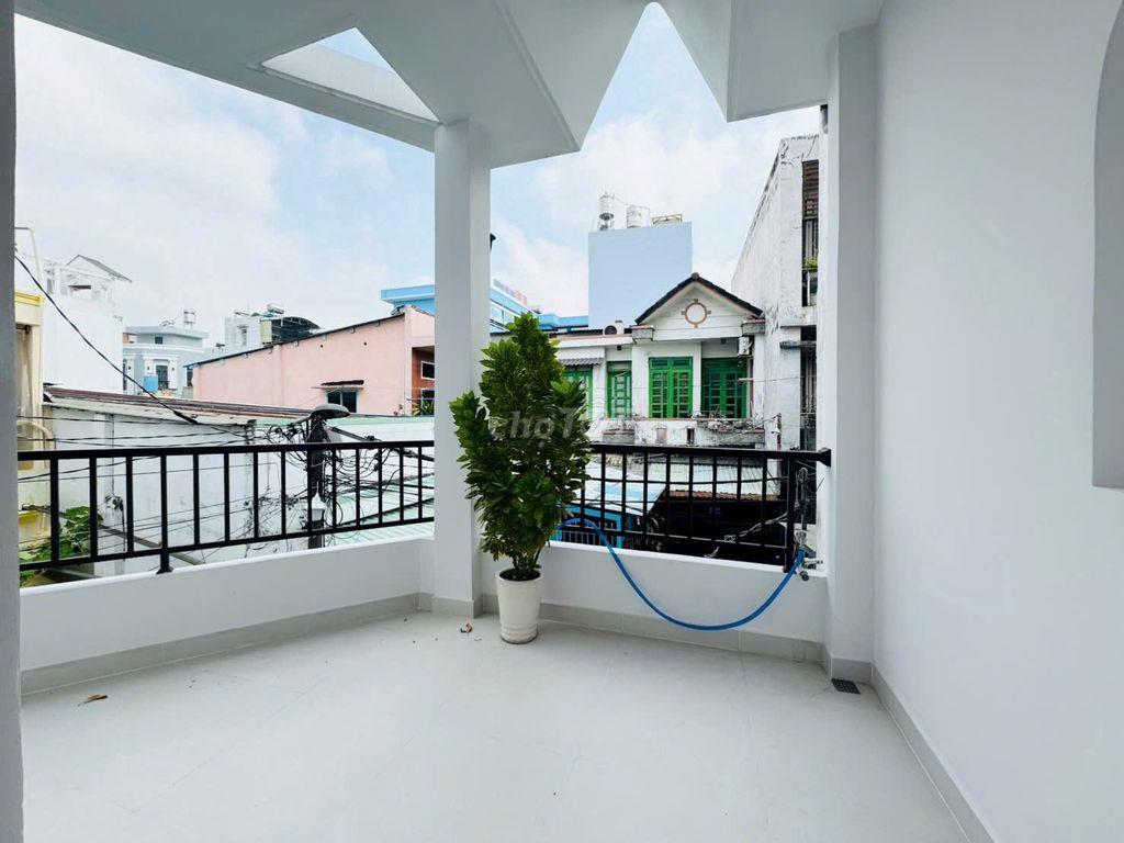 CHO THUÊ NHÀ MỚI CỨNG, TIỆN CHO GIA ĐÌNH Ở HOẶC CÔNG TY KINH DOANH 