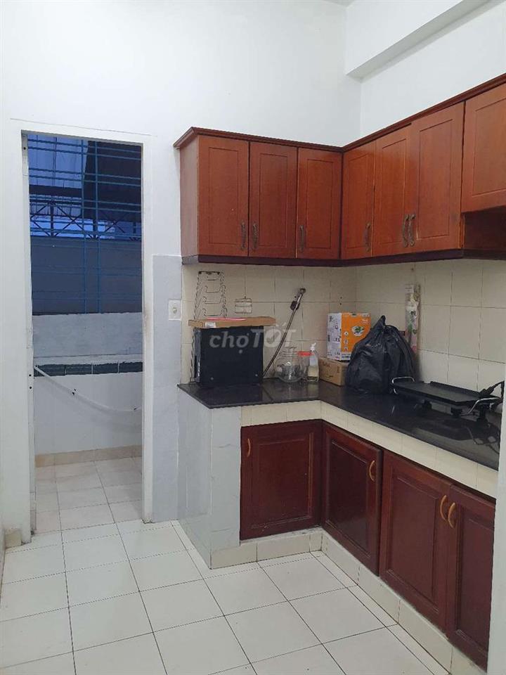 Căn hộ 2PN, 1WC sạch đẹp, vào ở ngay
