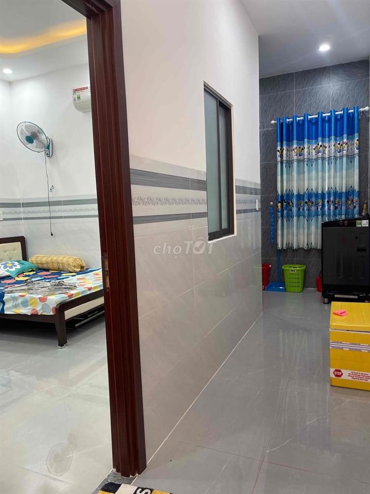 bán nhà phố kcn câu tràm