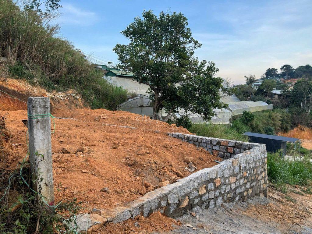 Bán lô đất (có thể lên thổ 100%)