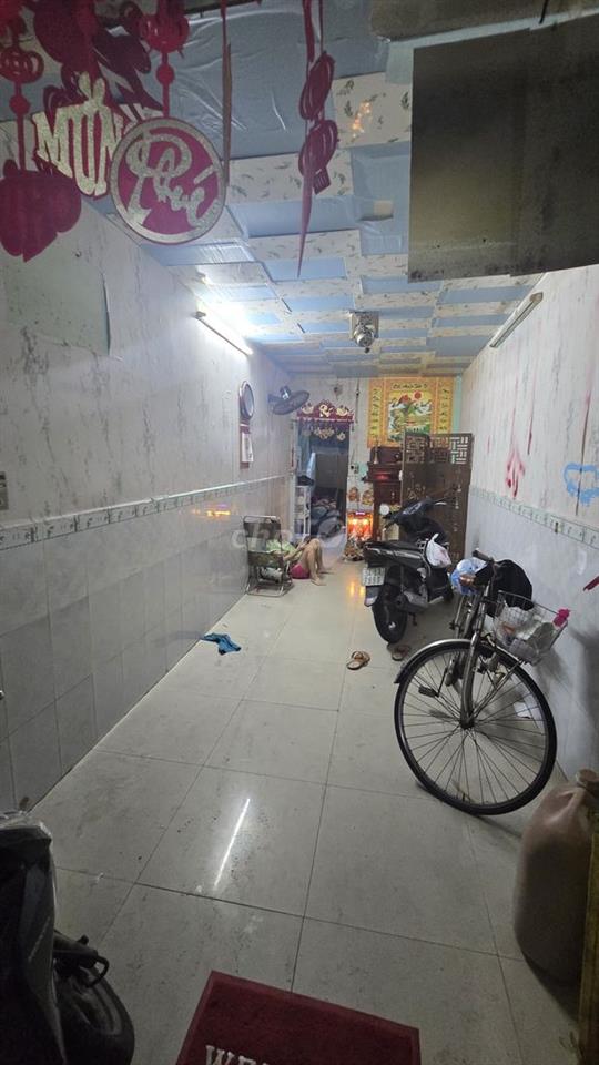 Bán nhà 1 lầu 3pn hẻm đường Lê Văn Duyệt 