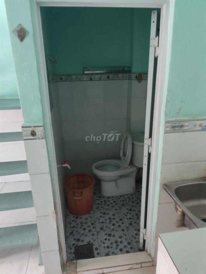 Nhà cho thuê hóc môn
