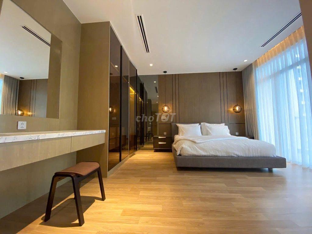 Penthouse Satra 205m2, 4PN, 3WC Nội Thất Cao Cấp Giá thuê 48,5tr/th.