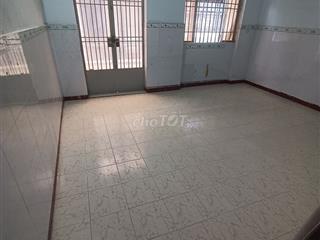 Phòng trọ Quận 3, thuê lâu dài