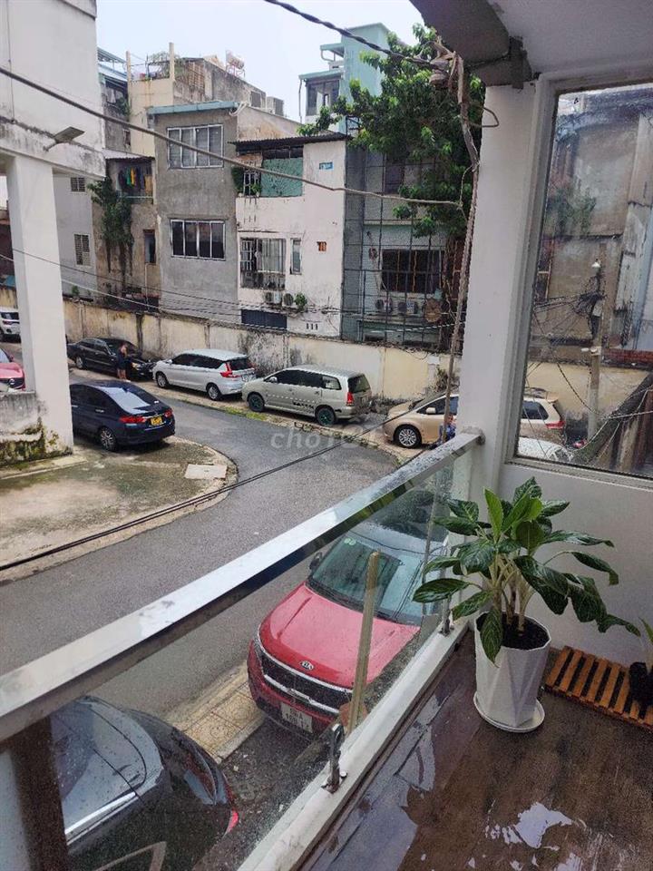 Chính chủ Bán nhà 3/2 - Nguyễn Tri Phương Q10, DT: 5x4m 3 Tầng mới  