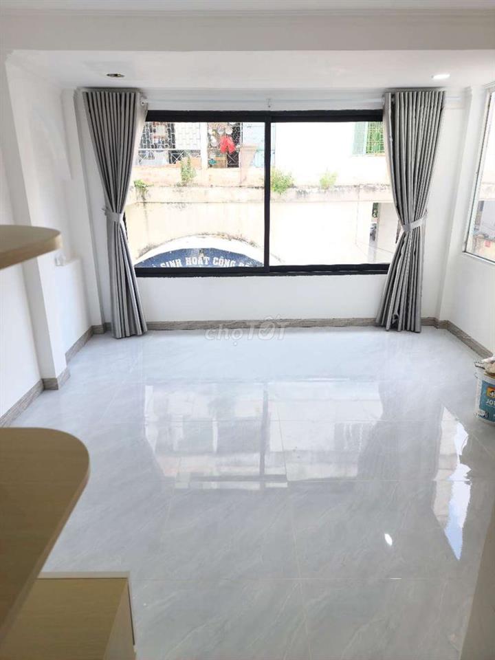 Chính chủ Bán nhà 3/2 - Nguyễn Tri Phương Q10, DT: 5x4m 3 Tầng mới  