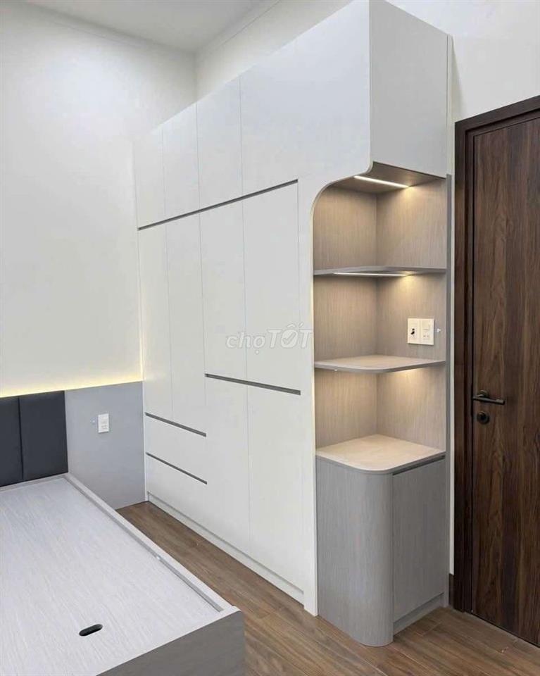 Chính chủ Bán nhà 3/2 - Nguyễn Tri Phương Q10, DT: 5x4m 3 Tầng mới  