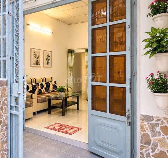 CẦN BÁN NHÀ SÁT HẺM XE HƠI NGAY CHỢ HIỆP BÌNH