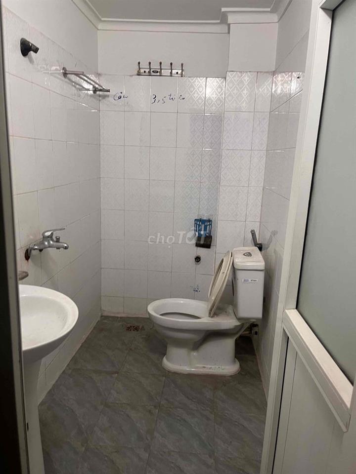 Nhà 2 tầng 1 xép tại ngõ 2 Đại Từ Hoàng Mai