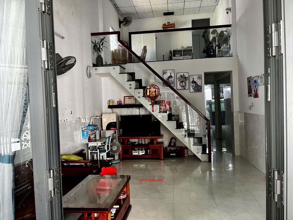 Chính chủ, Bán nhà hẻm Nguyễn Phước Nguyên, 61m2.