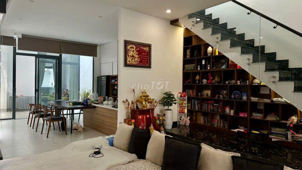BÁN NHÀ KHU VỰC CHÙA TOÀ THÁNH