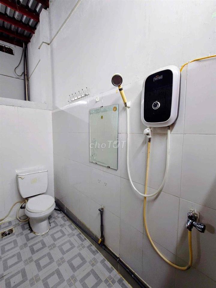CHO THUÊ NHÀ TRỌ FULL NỘI THẤT- DẠNG CĂN HỘ 1 TẦNG SIÊU RỘNG QUẬN 1