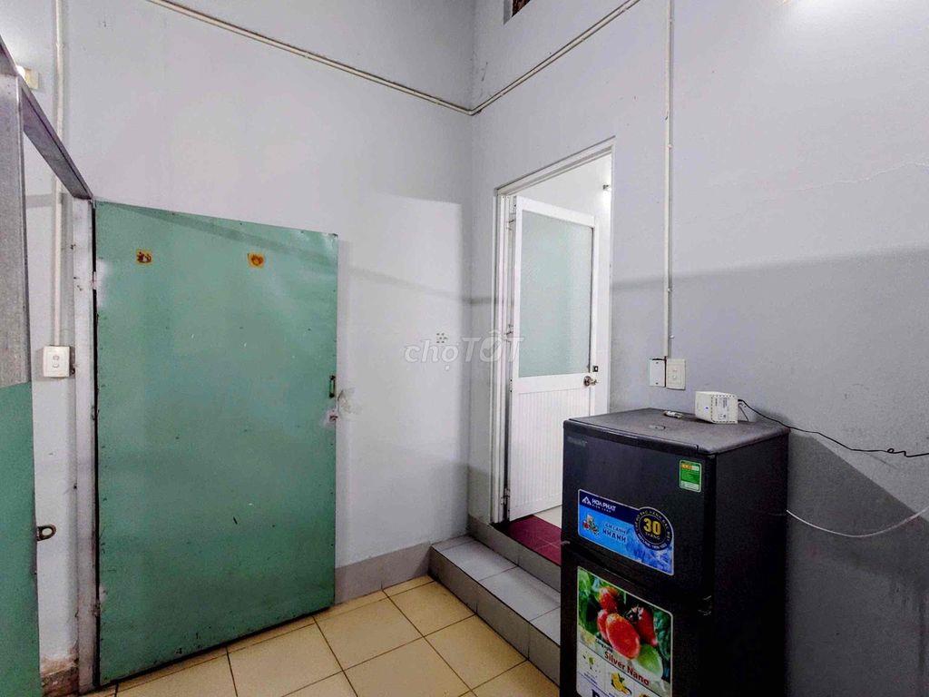 CHO THUÊ NHÀ TRỌ FULL NỘI THẤT- DẠNG CĂN HỘ 1 TẦNG SIÊU RỘNG QUẬN 1