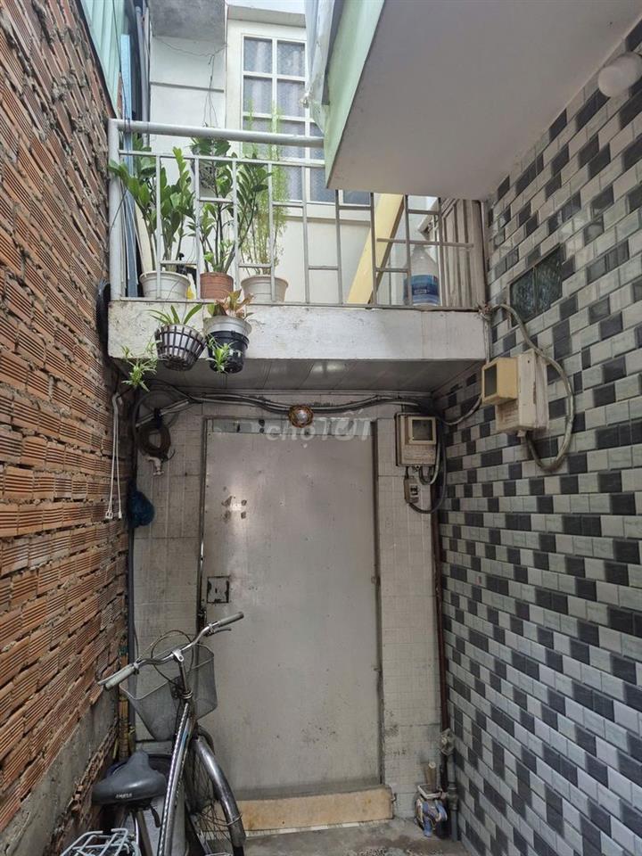 Cho thuê hoặc bán nhà nhỏ ở hẻm 339 Vườn Lài, gần chợ Gò Vấp