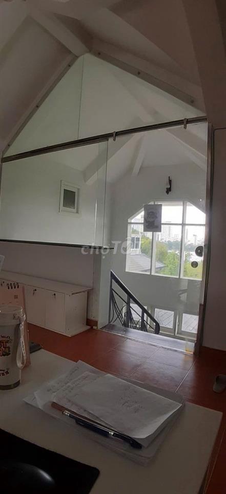 San nhượng hợp đồng thuê văn phòng