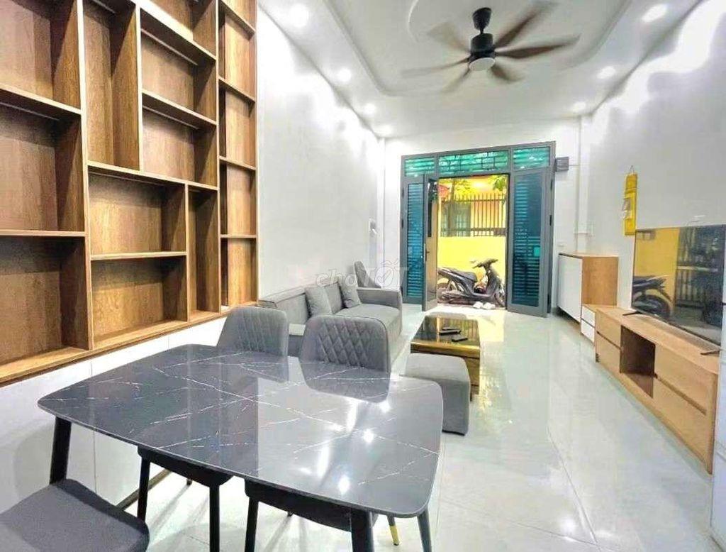 Trung tâm Cầu Giấy 35m X 5T gần ô tô full nội thất ở ngay nhỉnh 9 tỷ