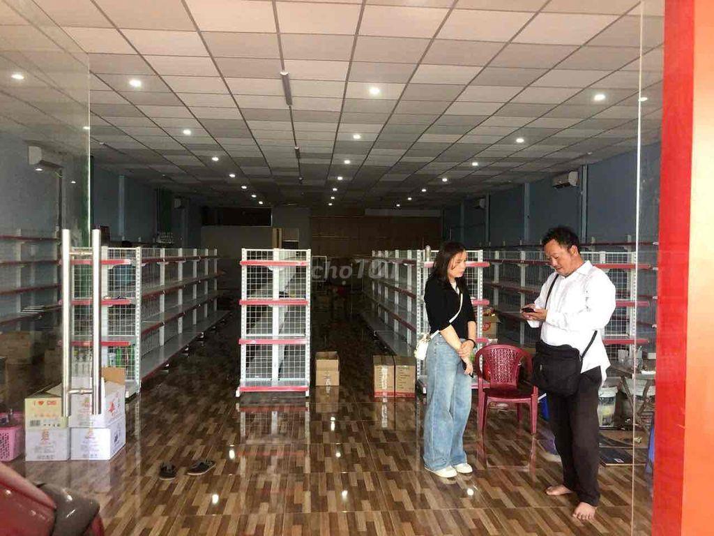 bán nhà xưởng mặt tiền tl8 sát tân qui