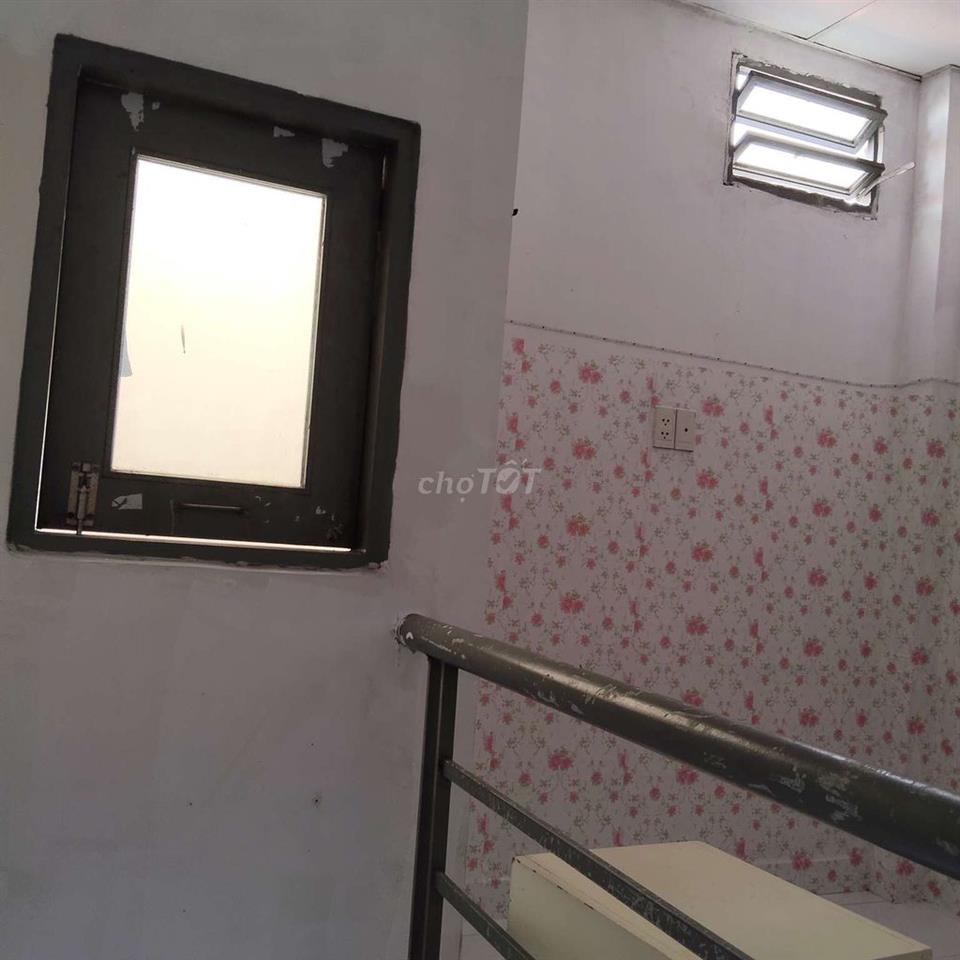 Phòng thoáng mát an ninh giờ tự do Lê Đức Thọ Gò Vấp 