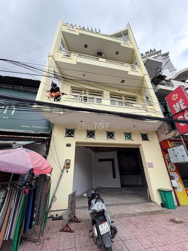 BÁN NHÀ MẶT TIỀN TRƯỜNG CHINH – QUẬN 12 GIÁ CHỈ 9.9 TỶ