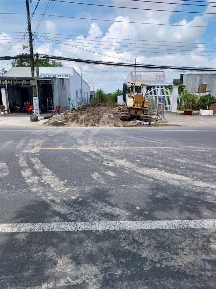 bán đất mặt tiền 