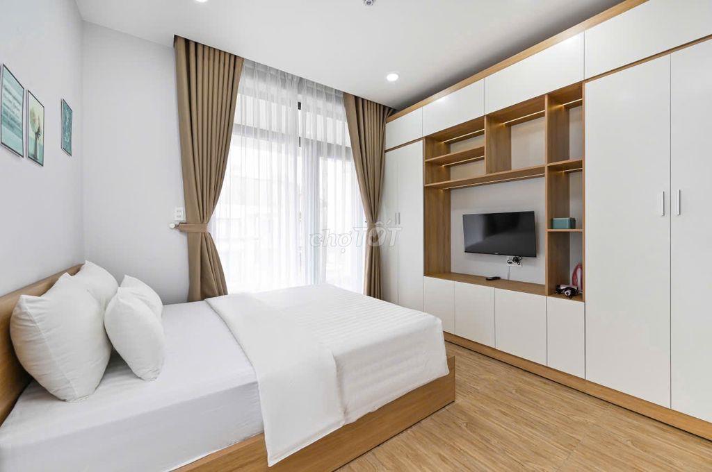 PHÒNG FULL NỘI THẤT – BAN CÔNG THOÁNG Nhận Khách nước ngoài