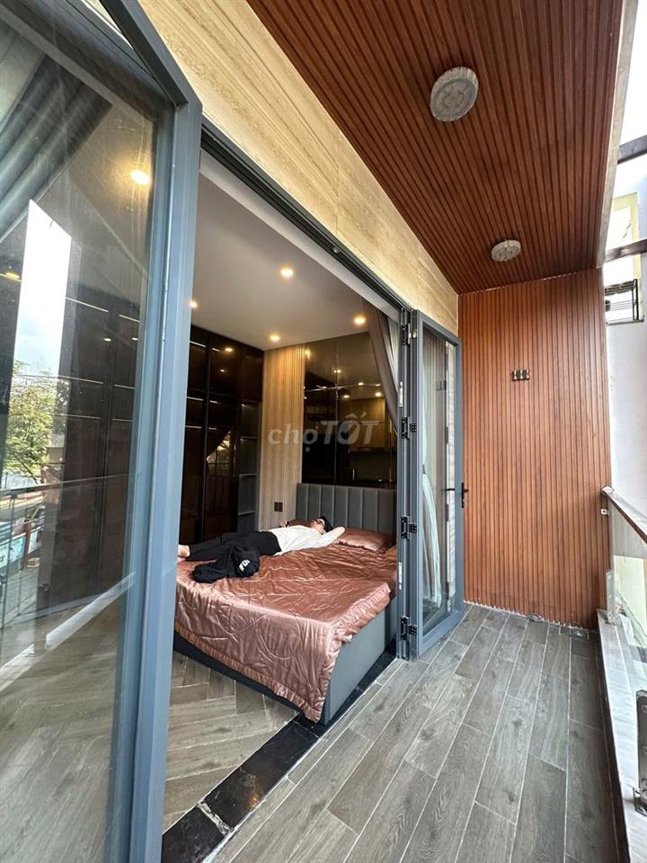 CĂN HỘ LUXURY – BAN CÔNG THOÁNG, HẺM XE TĂNG